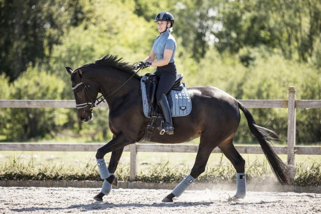 LeMieux Loire Ice Blue dressuur dekje Full SALE!, Dieren en Toebehoren, Ophalen of Verzenden, Nieuw