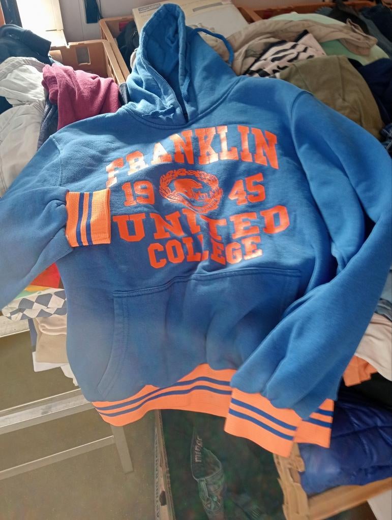Trui blauwe met letters, Ophalen of Verzenden, Gedragen, Maat 56/58 (XL), Blauw