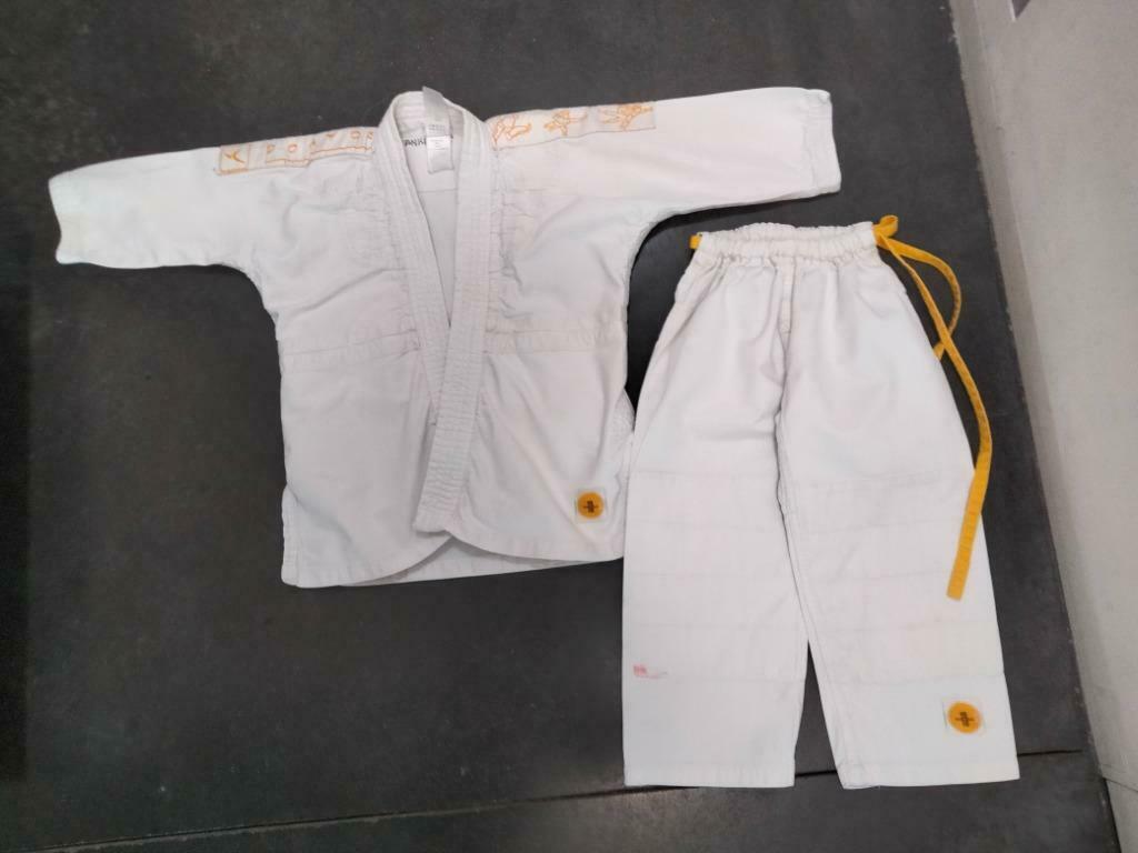 Judogi "DOMIOS" Maat 110, Sport en Fitness, Gebruikt, Maat XS of kleiner, Judo, Ophalen of Verzenden