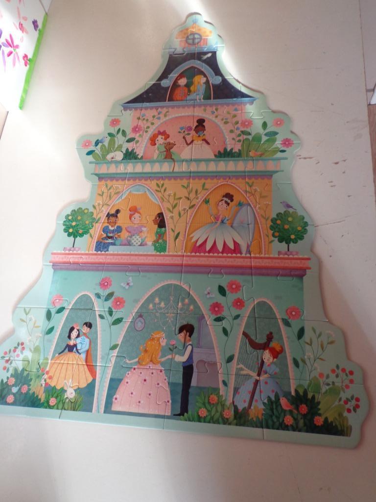 DJECO prinsessenpuzzel, Ophalen, 10 tot 50 stukjes, Zo goed als nieuw, 4 tot 6 jaar