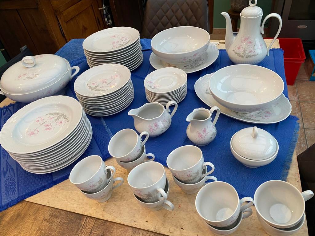 Ancien service vaisselle JlMENAU Henneberg porcelaine 1777, Antiek en Kunst, Ophalen