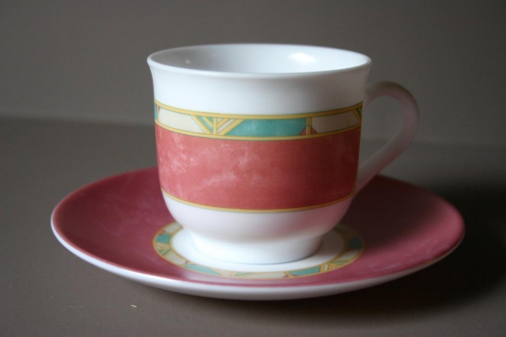 Servies 42-delig, Ophalen, Zo goed als nieuw, Porselein, Bord(en)