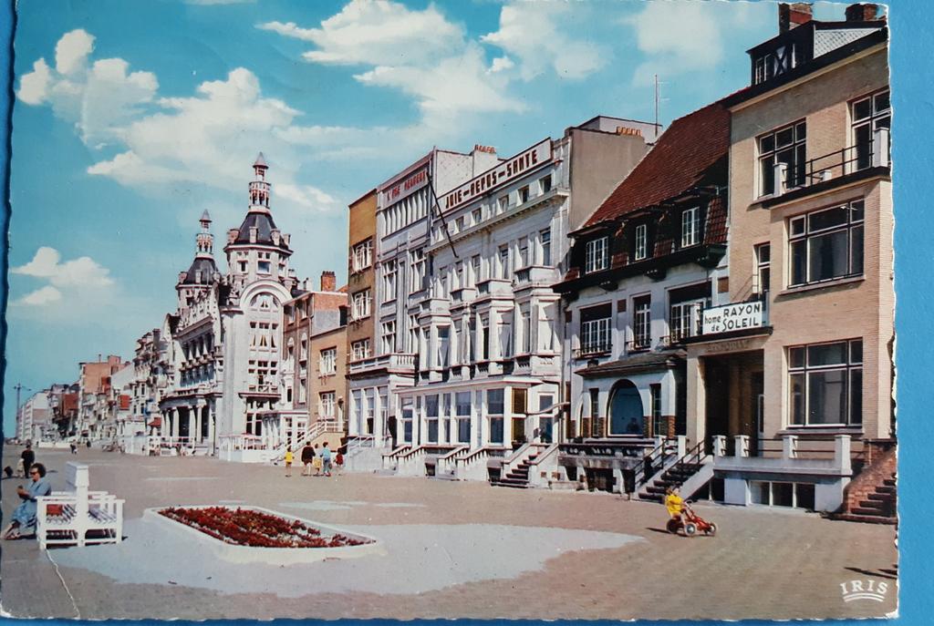 Carte VINTAGE de Nieuport VILLA'S DIGUE des années 1960, Enlèvement ou Envoi