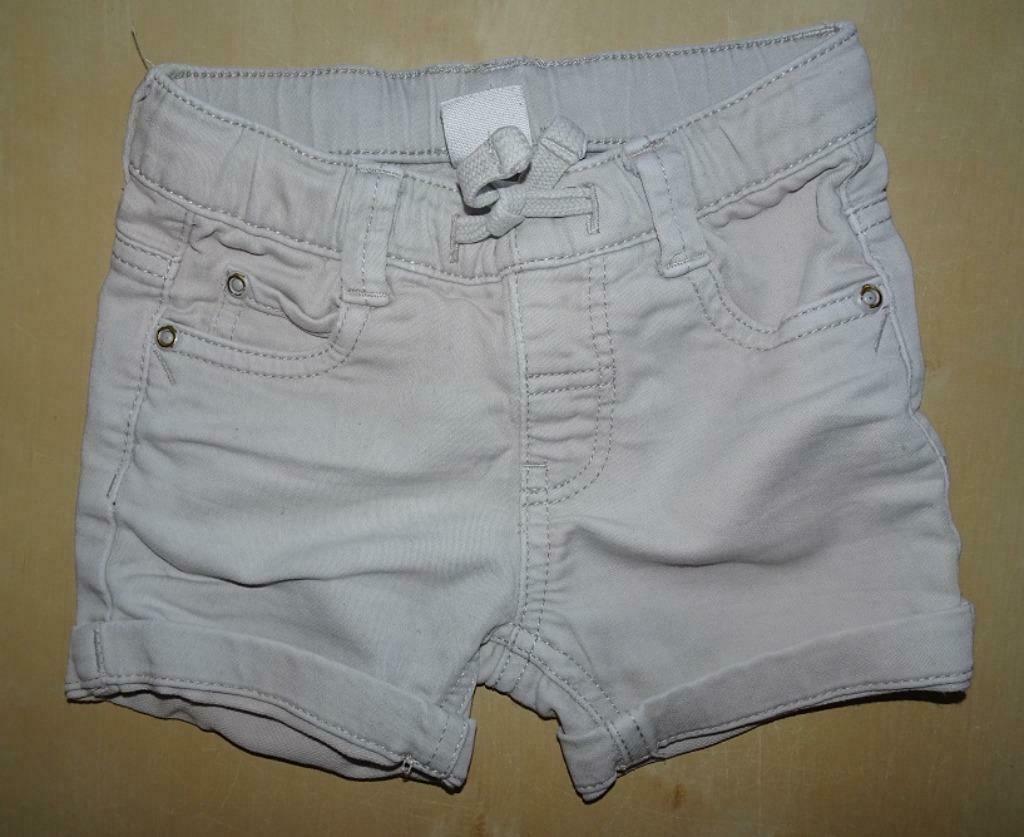 Beige stretch jeansshort (jogdenim), maat 86, Kinderen en Baby's, Babykleding | Maat 86, Gebruikt, Broekje, Jongetje of Meisje