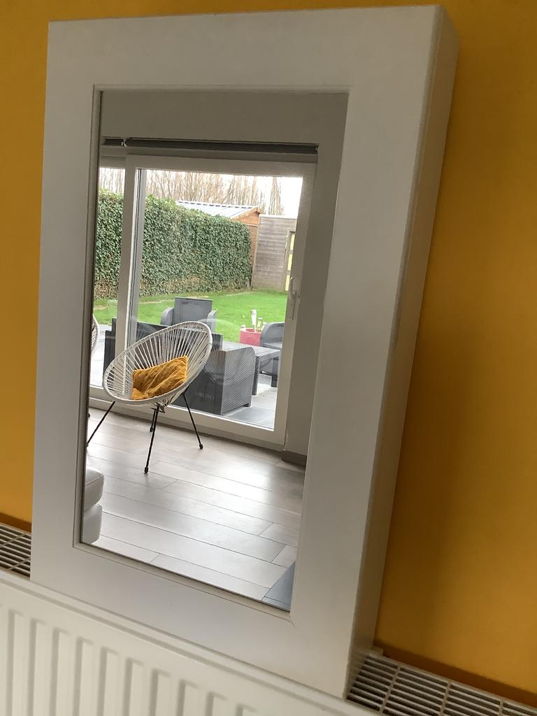 Armoire à bijoux murale avec porte miroir, Enlèvement
