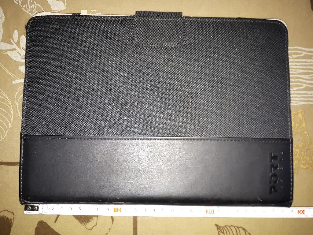 tablet kaft/hoes - voor en achterkant, Ophalen, Gebruikt