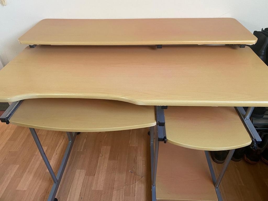 Bureau, Enlèvement, Comme neuf