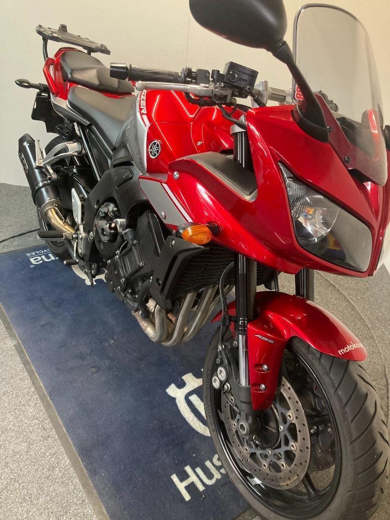 Yamaha FZ 1 Fazer de 2013 réf. LS 3041, Tourisme, Entreprise, Plus de 35 kW, 4 cylindres