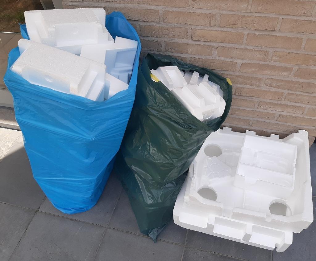 Isomo - piepschuim - gratis, Doe-het-zelf en Bouw, Ophalen, Nieuw