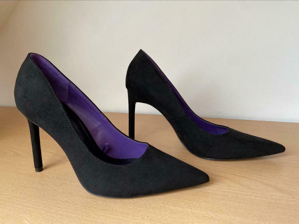 Escarpins noirs BERSHKA - Pointure 39, Kleding | Dames, Schoenen, Bershka, Zo goed als nieuw, Pumps