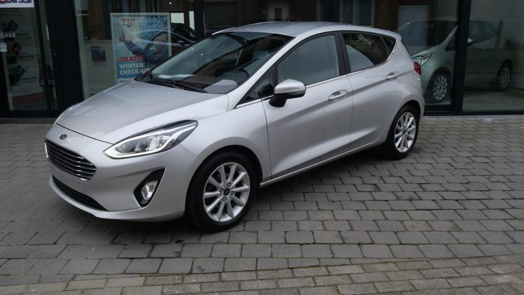 Ford Fiesta Titanium, Auto's, Voorwielaandrijving, Stof, 62 kW, Bedrijf
