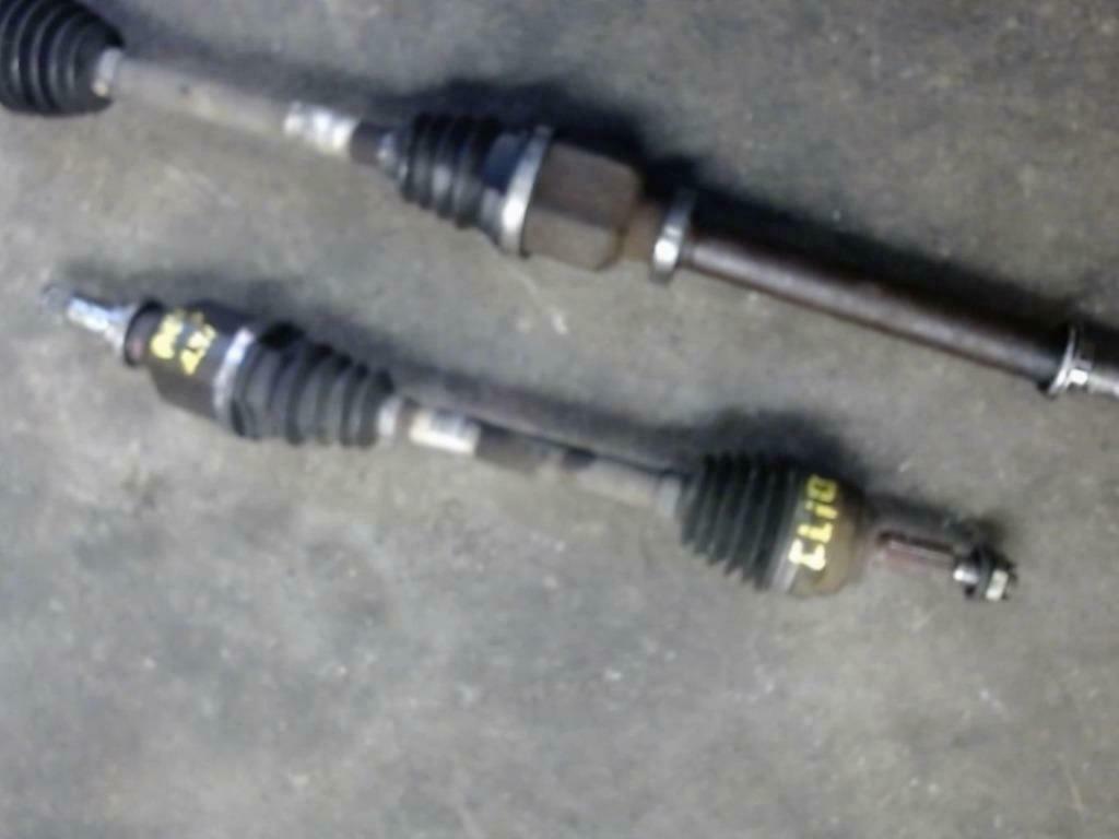 Cardan gauche Renault Clio III phase 1 2005-2009 LP/12588, Ophalen of Verzenden, Gebruikt, Renault