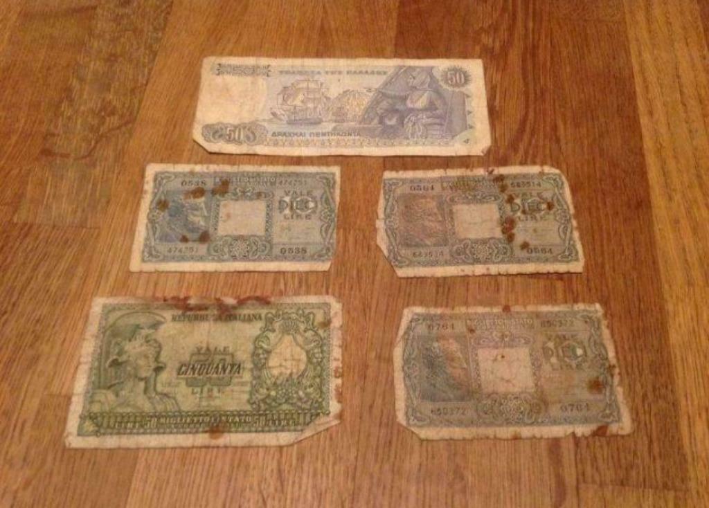 Lot de billets anciens, Enlèvement