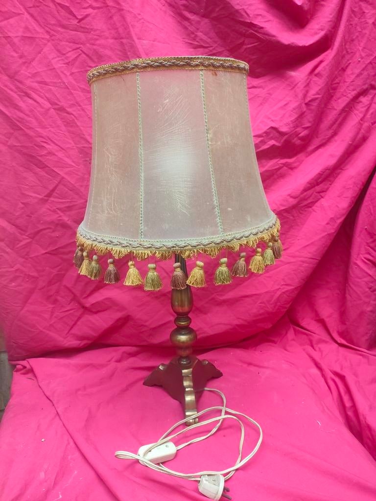 Oude vintage staanlamp., Ophalen