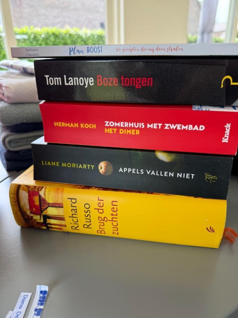 Appels vallen niet - Liane Moriarty, Boeken, Ophalen, Zo goed als nieuw