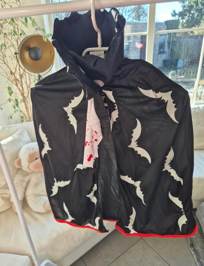 Nieuw verkleedpak vampierencape met vleermuis, Kinderen en Baby's, Carnavalskleding en Verkleedspullen, Ophalen of Verzenden
