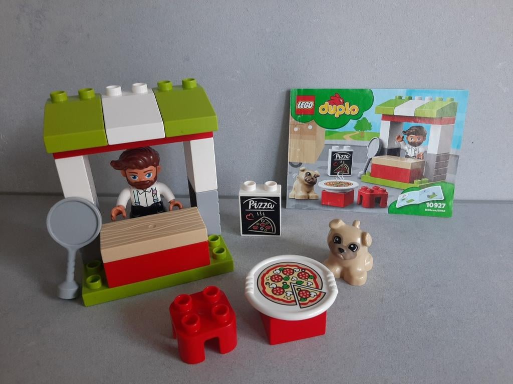 Duplo 10927 pizzakraam pizzabakker met hond, Ophalen