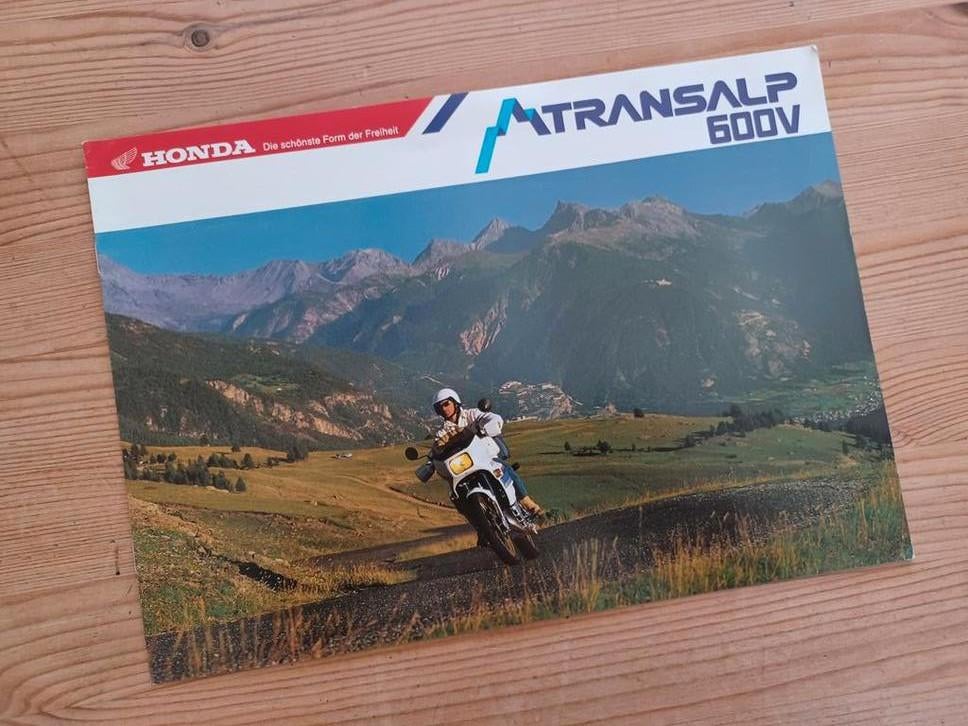 Originele brochure  8 paginas Honda Transalp XL 600 V, Motoren, Ophalen of Verzenden, Honda