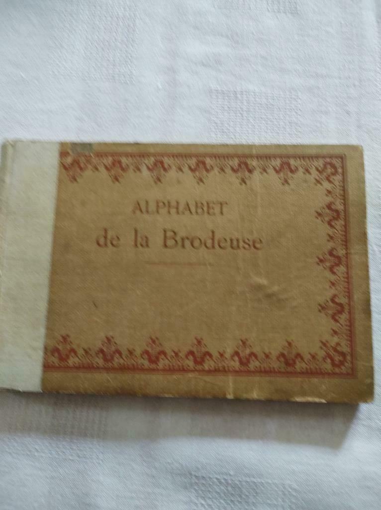 Alphabeat de la Brodeuse, Enlèvement ou Envoi