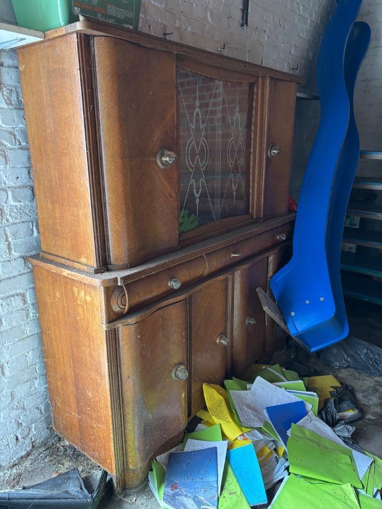Antieke kast, Enlèvement