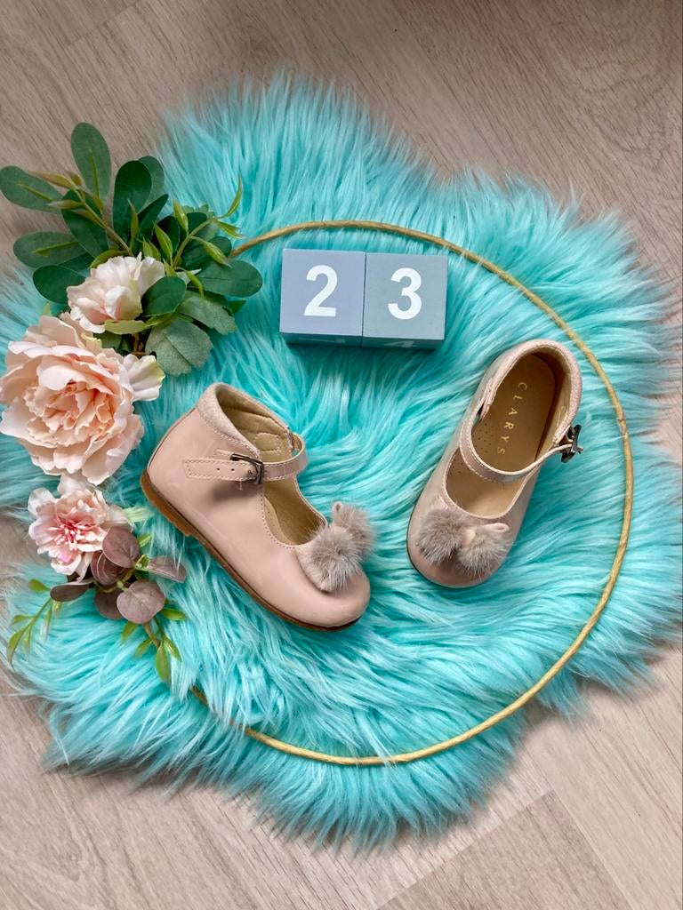 Clarys schoenen met bonten strikje • maat 23, Kinderen en Baby's, Ophalen of Verzenden, Zo goed als nieuw