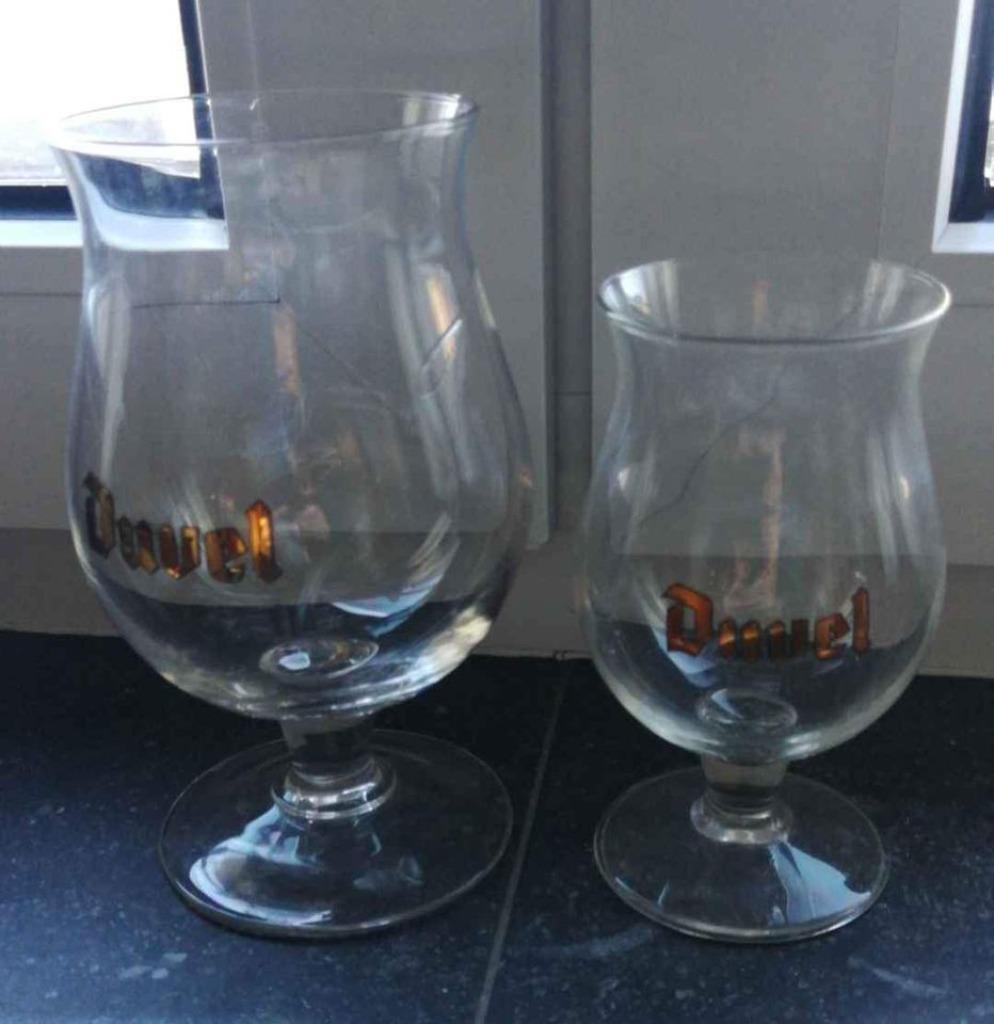 Duvel lot 1 de 33cl et 1 de 25cl, Enlèvement, Verre ou Verres, Duvel