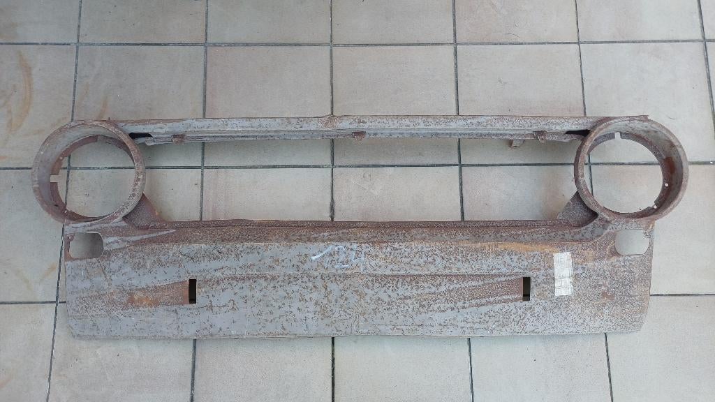 Capot avant Fiat 124 Berline Lada 1200 1300. Nouveau., Autos : Pièces & Accessoires, Carrosserie & Tôlerie, Fiat, Neuf, Enlèvement