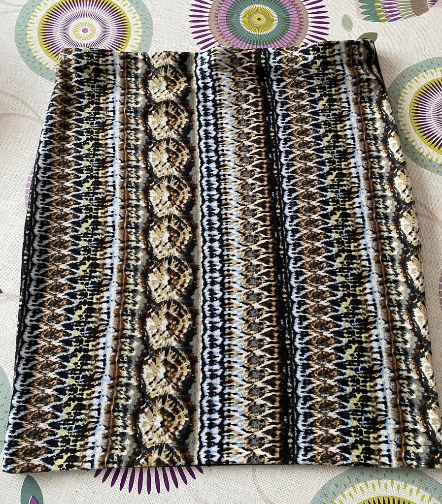 Jolie jupe taille S/M pas d’étiquette lisez bien