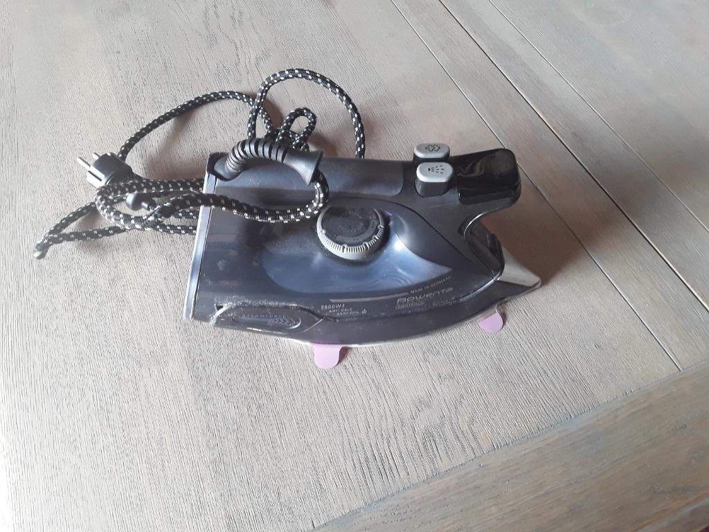 Stoomstrijkijze Rowenta met doos en handleiding, Enlèvement ou Envoi