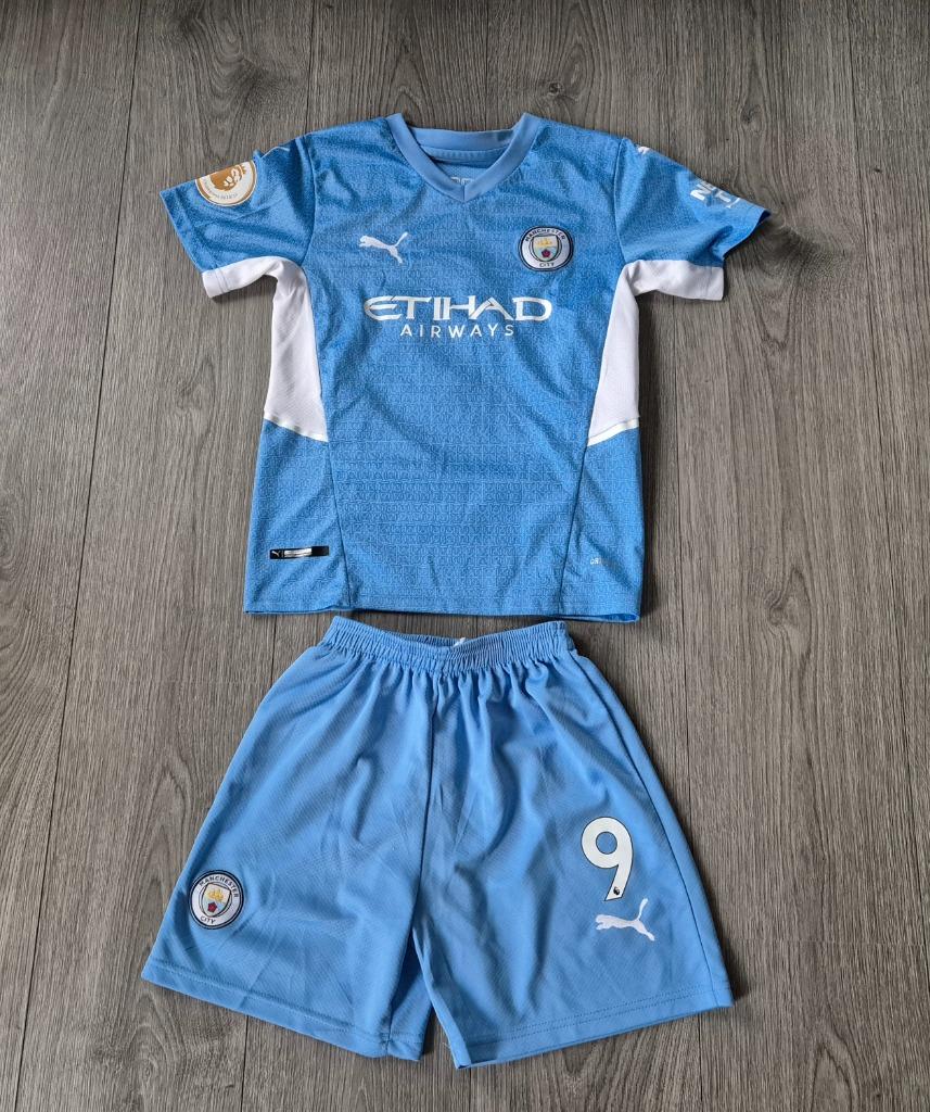 Ensemble foot Manchester city, Sports & Fitness, Taille M, Enlèvement ou Envoi, Comme neuf, Maillot