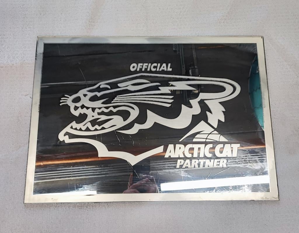 Miroir avec gravure+ plaque officielle Arctic cat