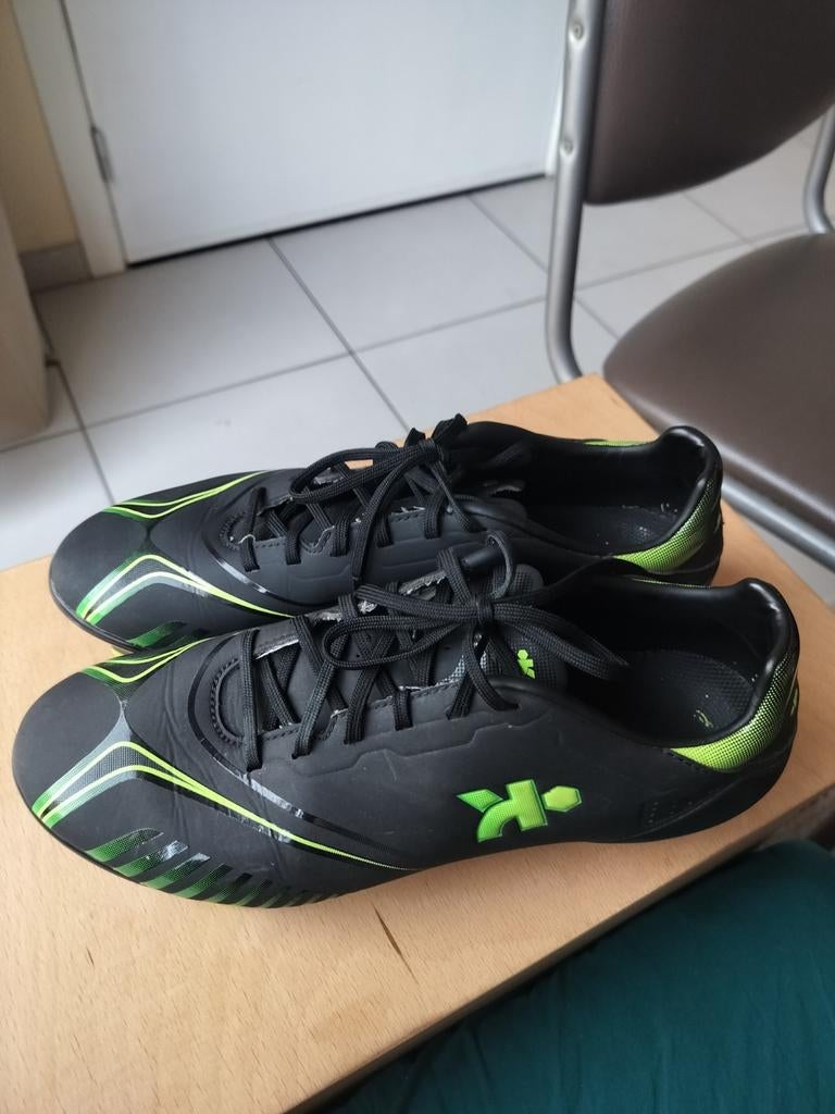 Voetbalschoenen maat 41, Ophalen