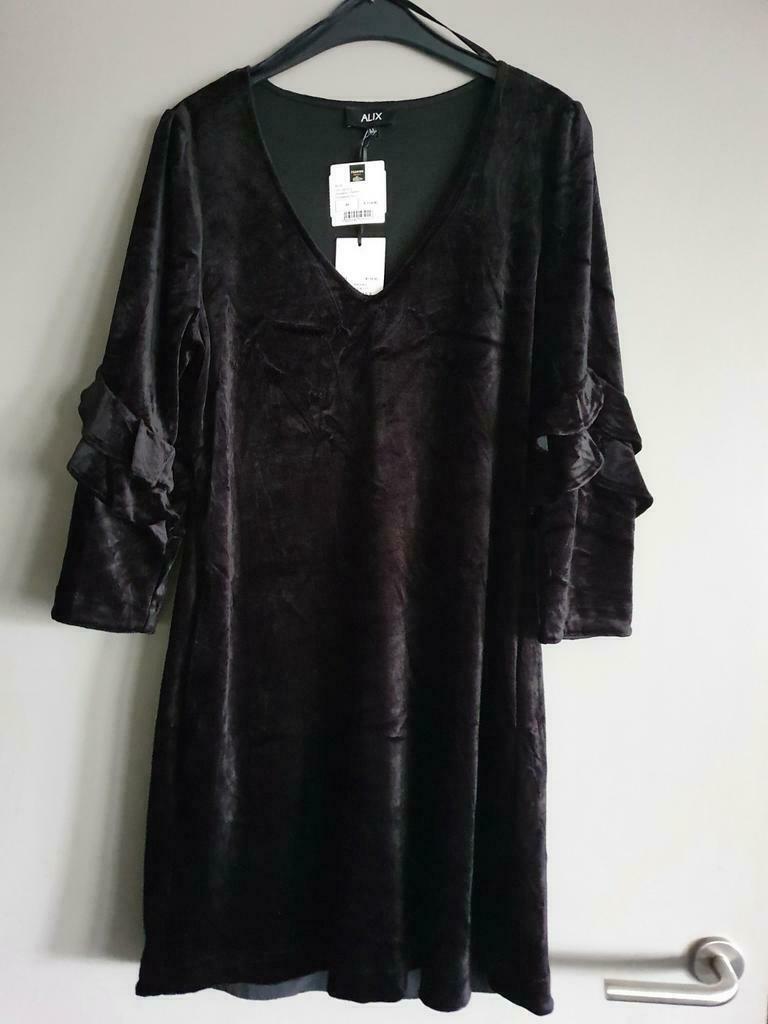 Nieuwe jurk van Alix maat M, Kleding | Dames, Maat 38/40 (M), Zwart, Nieuw, Ophalen of Verzenden