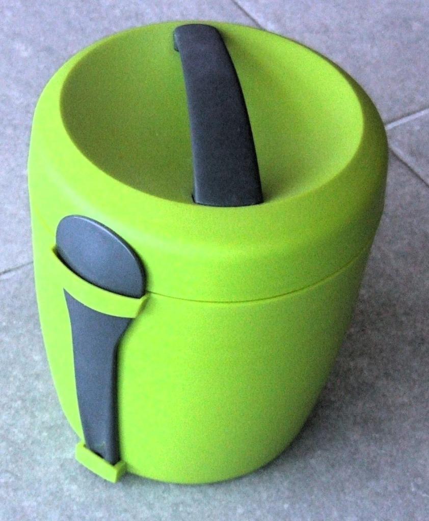 kleine thermos, Kinderen en Baby's, Ophalen of Verzenden, Zo goed als nieuw, Overige typen