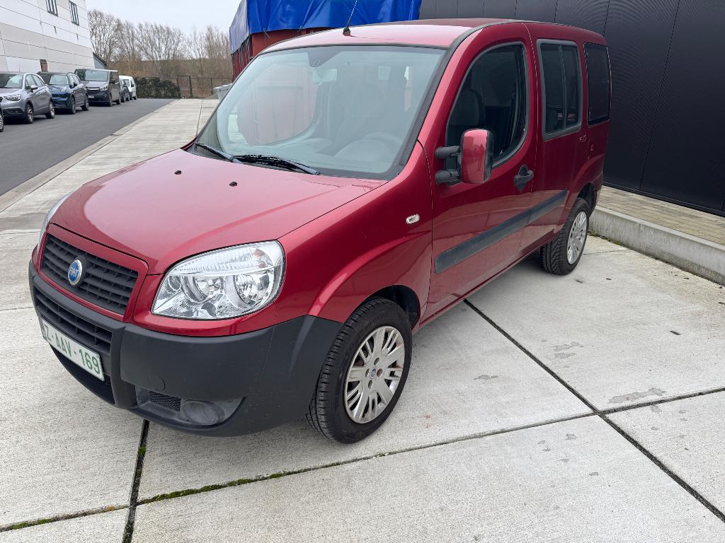 Doblo 5pl Benzine LEZ ok / roze formulier / 4250€, Auto's, Stof, Bedrijf, 1368 cc, Voorwielaandrijving