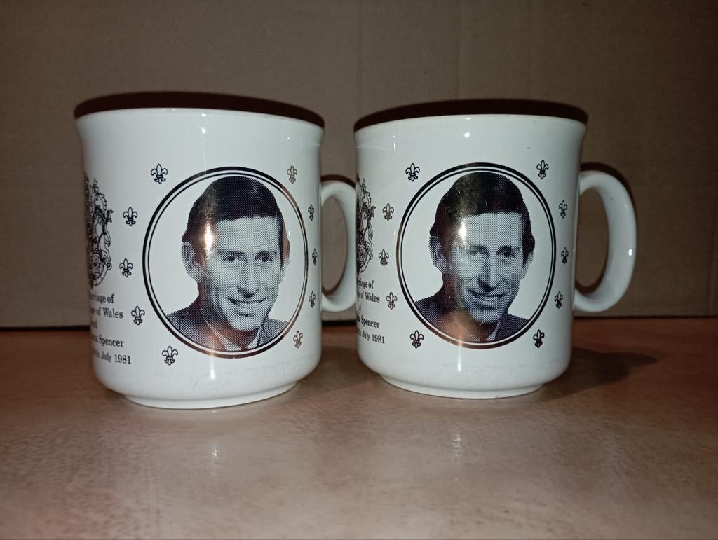 Koffietassen huwelijk prince Charles en lady Diana, Verzamelen, Ophalen of Verzenden, Zo goed als nieuw, Servies
