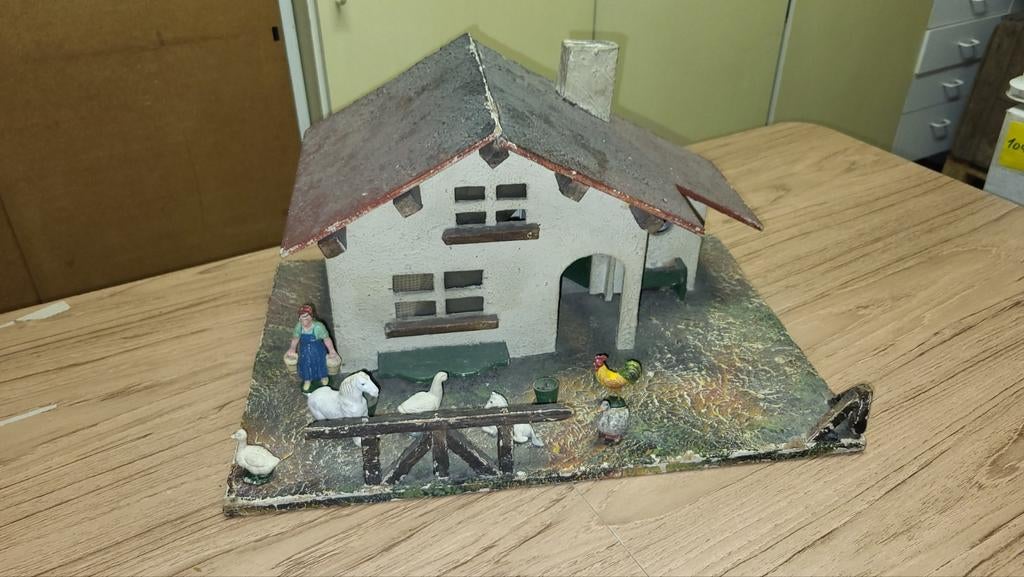Ferme et figurines, Enlèvement ou Envoi