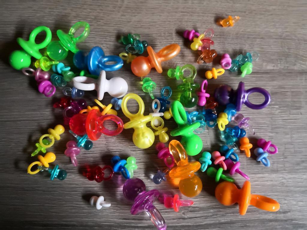 Lotje verzamel fopspenen, Verzamelen, Ophalen