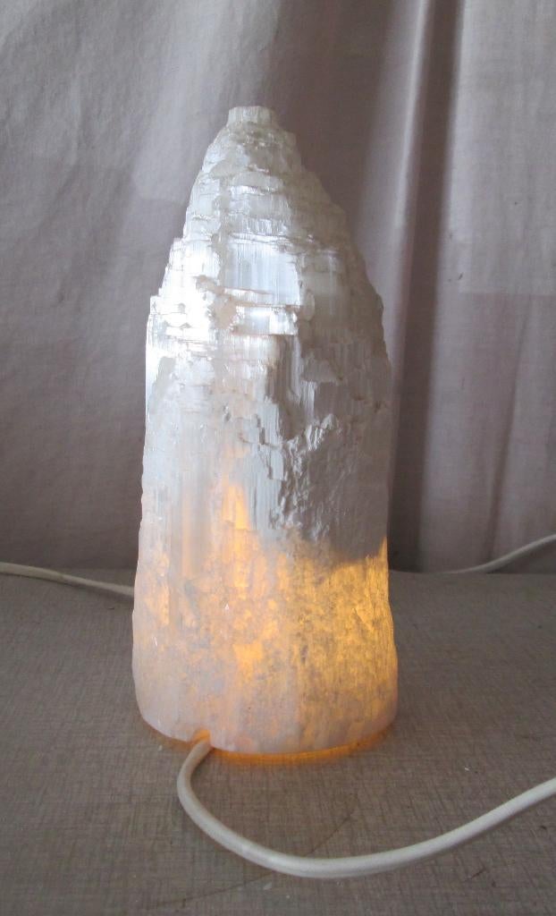 Belle lampe de table rétro en pierre naturelle, Enlèvement ou Envoi, Audio et Vidéo