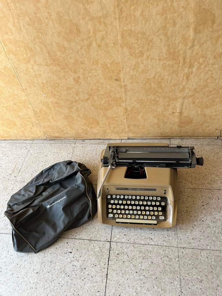 Typemachine Remington, Ophalen, Gebruikt