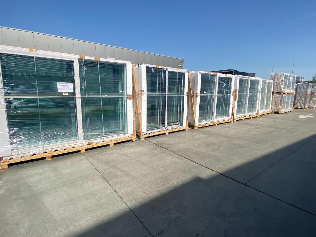 wij bieden 5000M² ramen plezier aan, 10.000 STUKS UIT STOCK, Ophalen of Verzenden, Nieuw, Gevelraam of Ruit, Dubbelglas