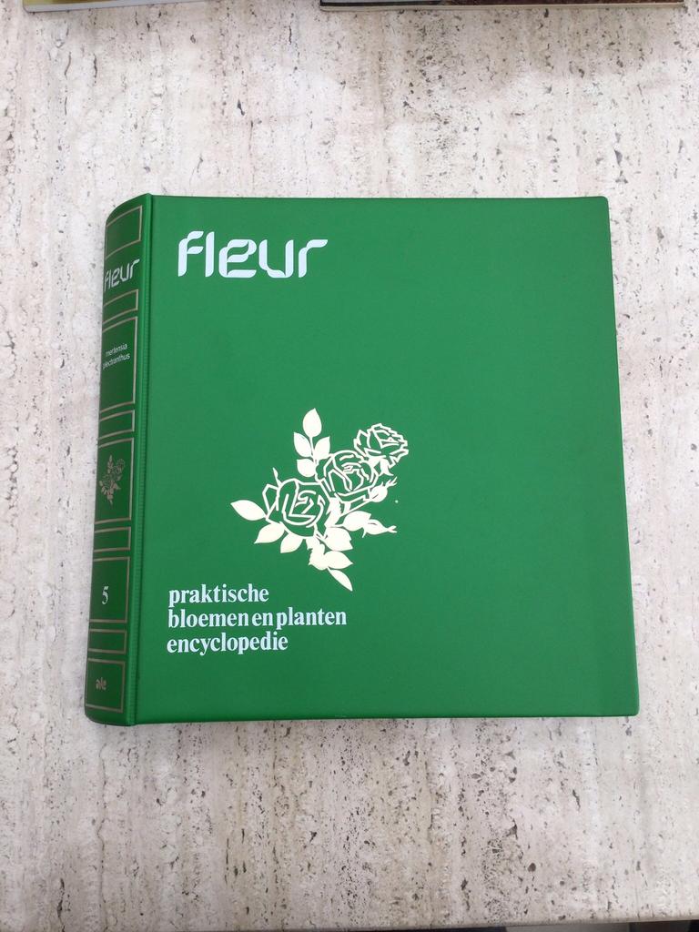 Praktische bloemen en planten encyclopedie - Fleur, Boeken, Ophalen of Verzenden, Bloemen en Planten