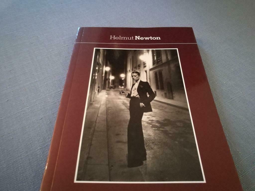 Helmut Newton Photos 100pag 95ill, Livres, Enlèvement ou Envoi, Comme neuf, Photographes