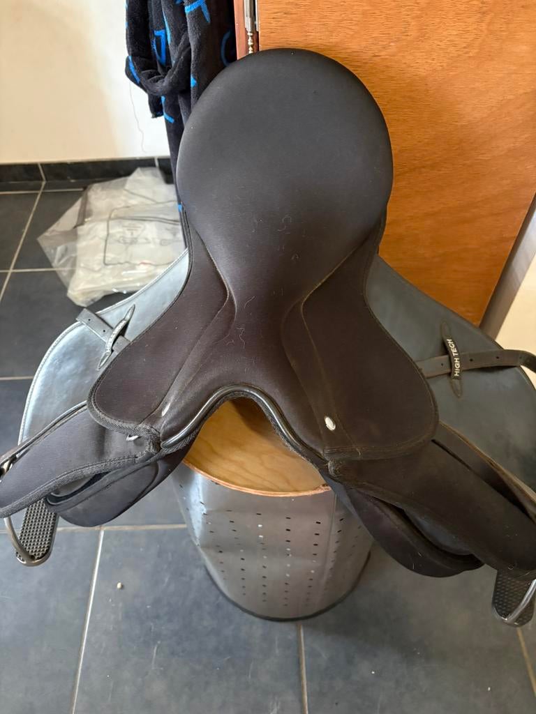 Vendue.          Selle d’équitation enfants, Enlèvement, Utilisé