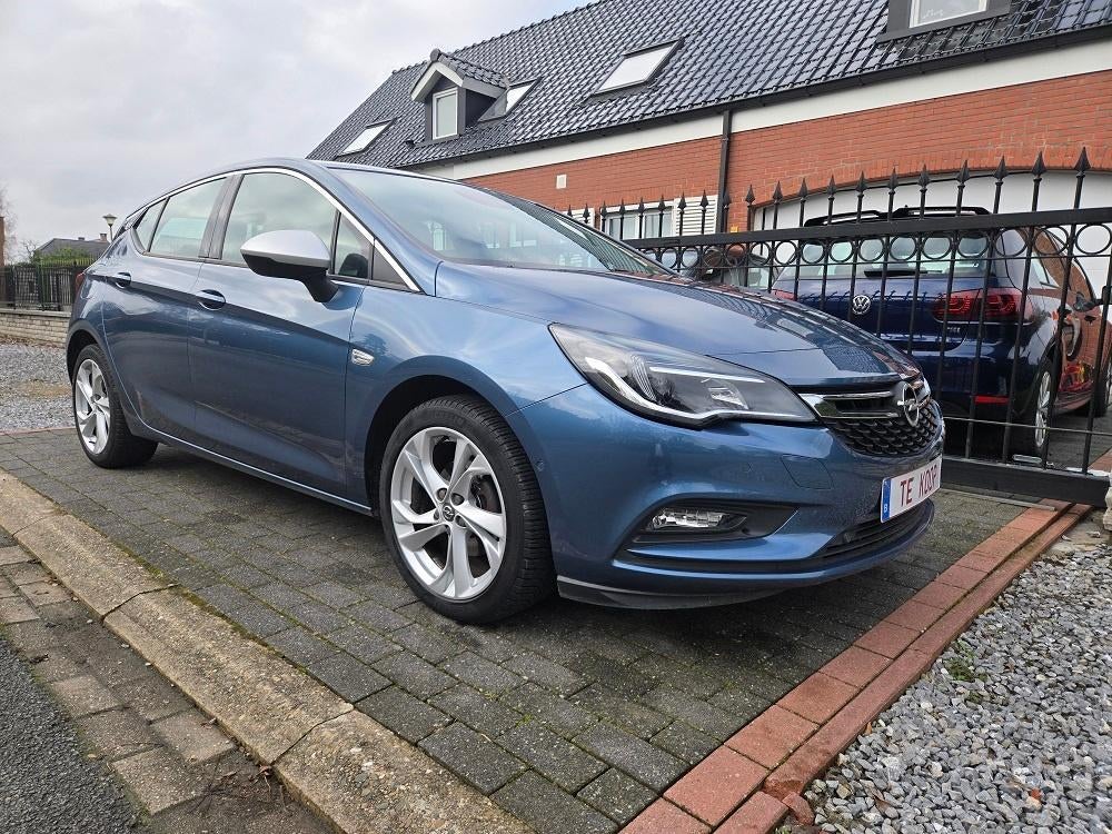 Opel Astra 1.4 Turbo innovation, Voorwielaandrijving, 4 cilinders, Blauw, Leder en Stof