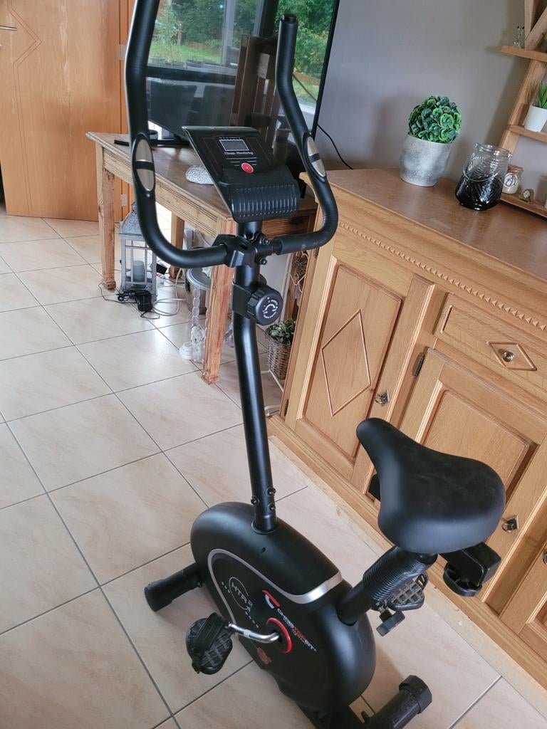 Velo d'appartement Christopeit HTR2, Sports & Fitness, Appareils de fitness, Comme neuf, Vélo d'appartement, Enlèvement