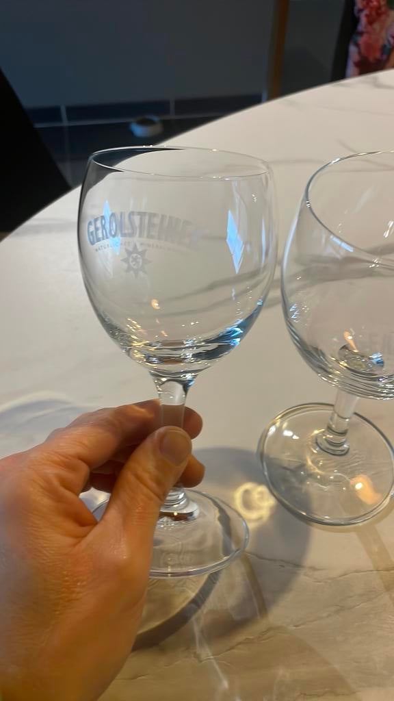 2 glazen gerolsteiner, Verzamelen, Ophalen, Zo goed als nieuw, Waterglas