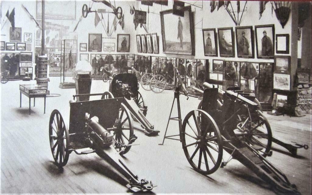 POSTKAART MILITAIR- BRUSSEL- KONINKLIJK LEGER MUSEUM, Verzamelen, Ophalen of Verzenden, Ongelopen, Brussel (Gewest)