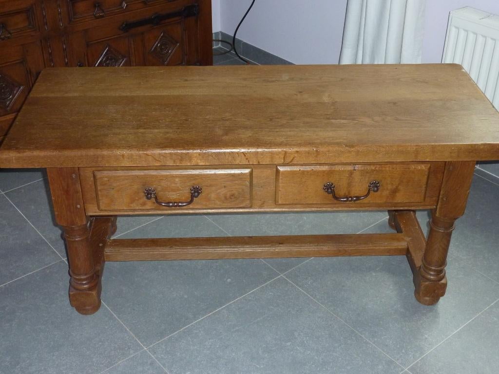 Table de salon rustique en chêne, Maison & Meubles, Comme neuf, Enlèvement, Chêne, Rectangulaire