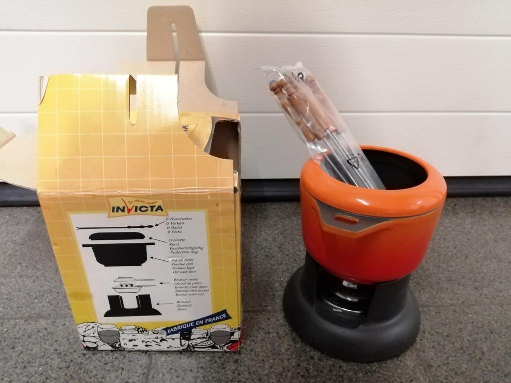 Gietijzeren fonduepot Invicta., Ophalen of Verzenden, Nieuw
